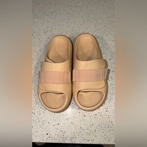 CROCS Beige Slide Sandals